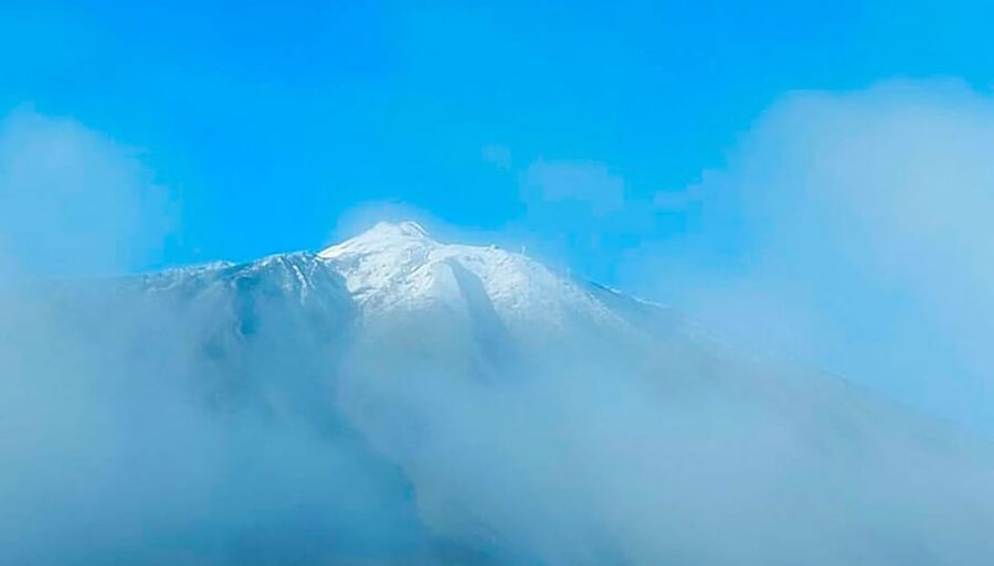 Tenerife: Sunset Night Tour and Stargazing at Teide + Dinner - Dinner at a typical restaurant