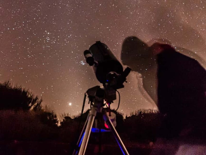 Tenerife: Teide Stargazing with an Astrophysicist - Meeting Adal beside the Parador