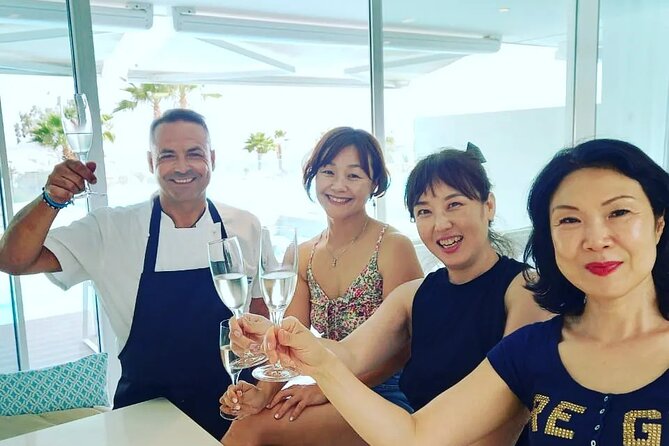 The Cooking Show Experience -Birthday ideas Tenerife - - A three-hour dinner that doubles as a cooking lesson