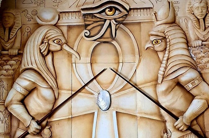 Travel in Time at El Pasaje Secreto - Why the private format matters